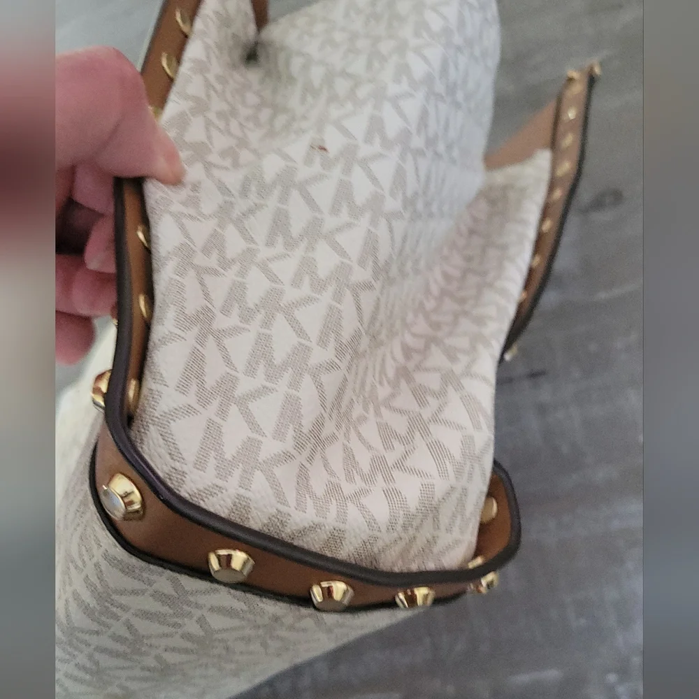 MICHAEL KORS Newbury Chain Leather Shoulder Tote Handbag‎
